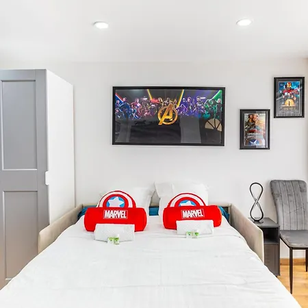 Guestready - Marvel Magic Near Disneyland